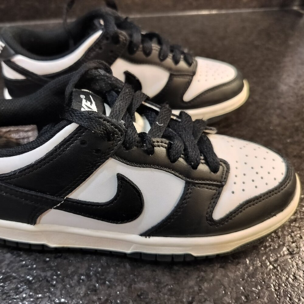 Big Kids Nike Dunk Low Retro White Black Panda GS CW1590-100 US 3.5Y